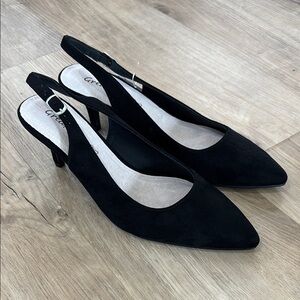NEW Women’s Greatonu Suede Slingback Pumps